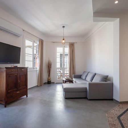 Christiana'S Lovely Apartment In Psyri, Atene Esterno foto