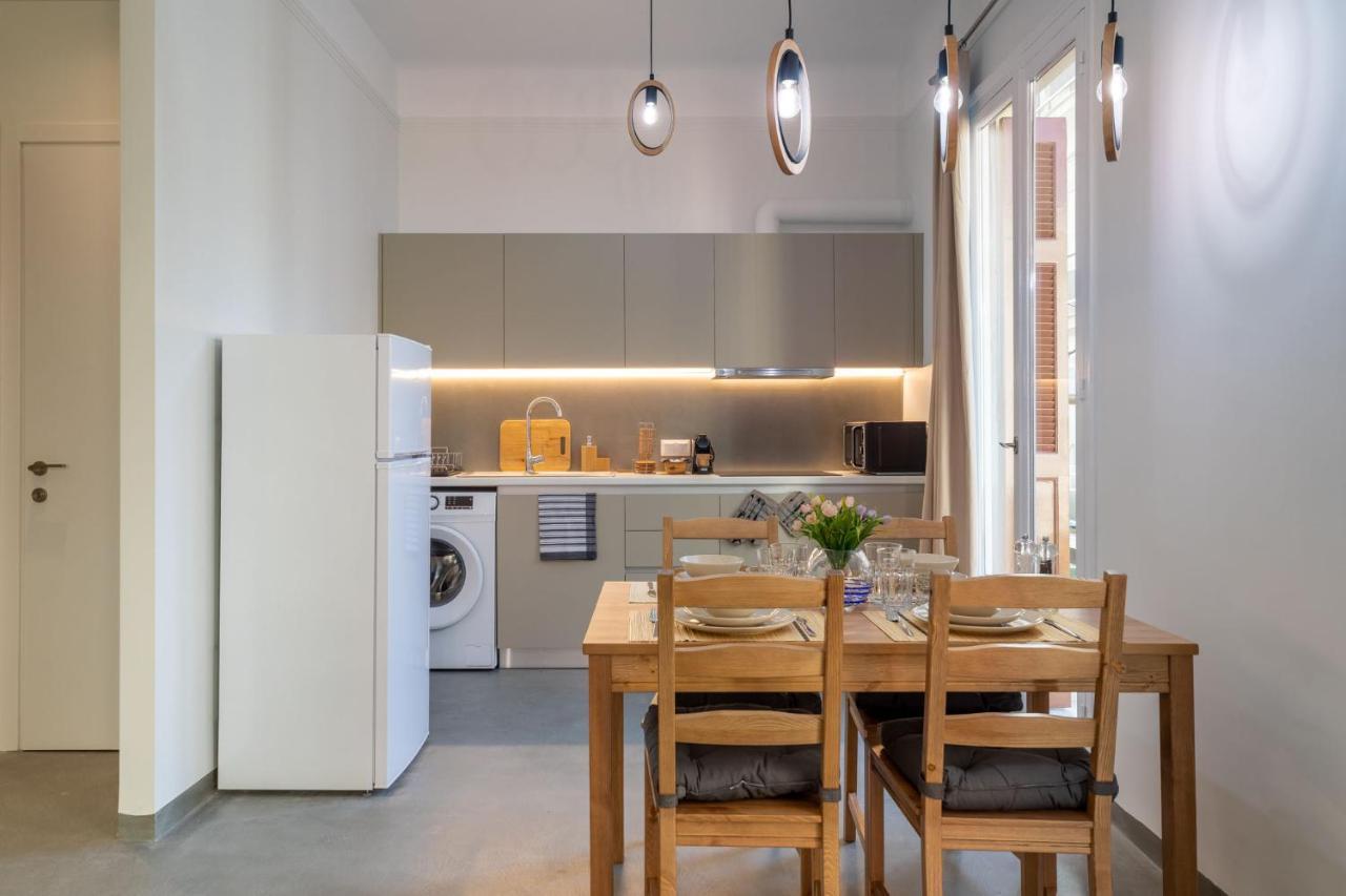 Christiana'S Lovely Apartment In Psyri, Atene Esterno foto